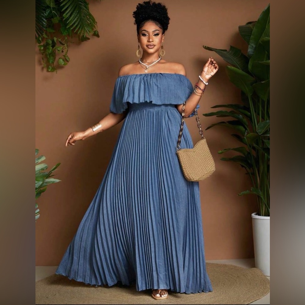 SHEIN Curve Denim Blue Garment